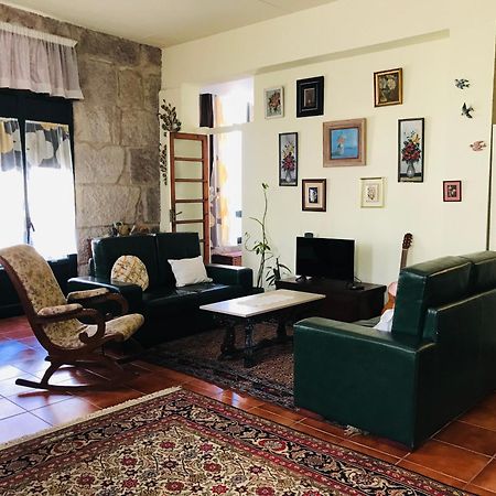 Casa Bella - Charm House Apartment A Guarda Bagian luar foto