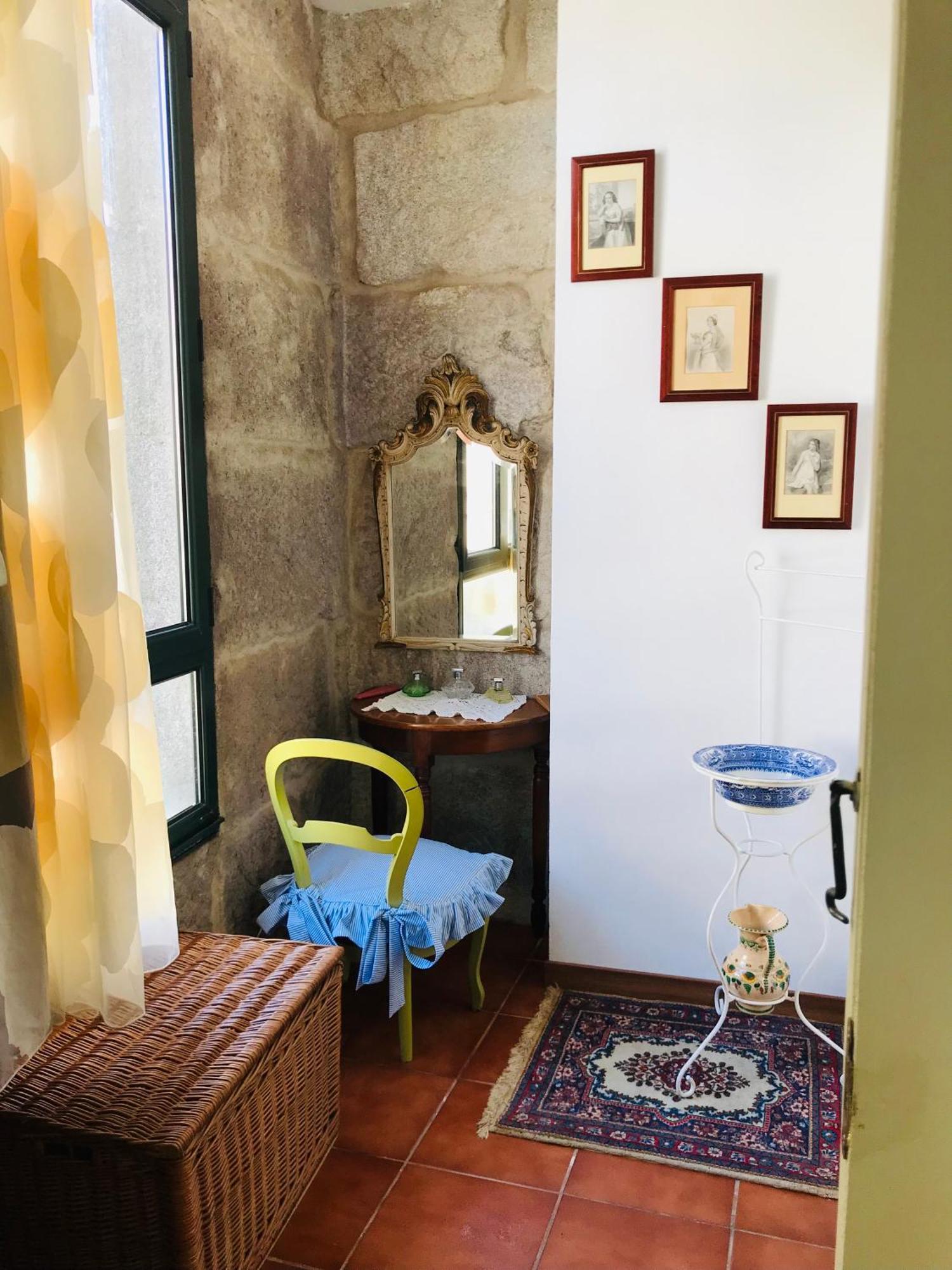 Casa Bella - Charm House Apartment A Guarda Bagian luar foto